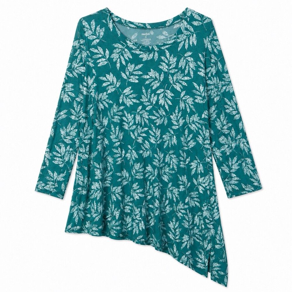 East 5th Women’s Long Flare Sleeve Leaf Print Angled Bottom Blouse Size Medium